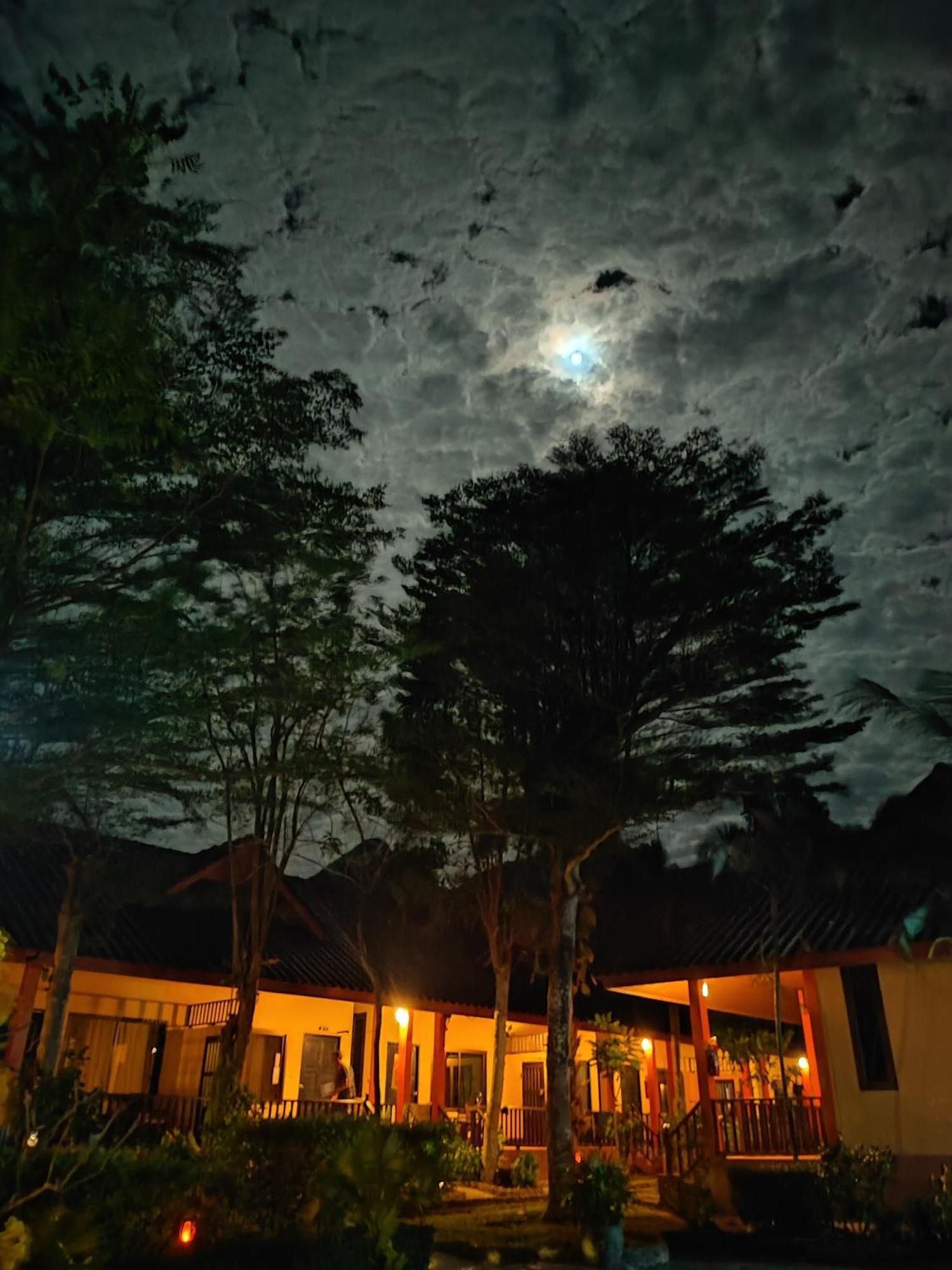 Penny'S Resort Koh Chang Exterior photo